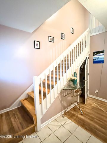 13533 Pinnacle Gardens Cir, Louisville, KY 40245