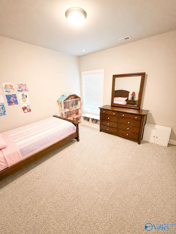 12494 Whitcomb Circle, Athens, AL 35613
