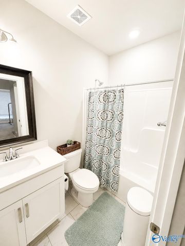 12494 Whitcomb Circle, Athens, AL 35613