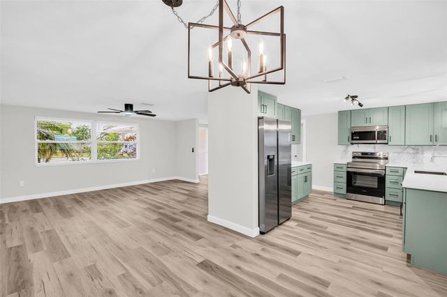 4001 TOPSAIL TRAIL, New Port Richey, FL 34652