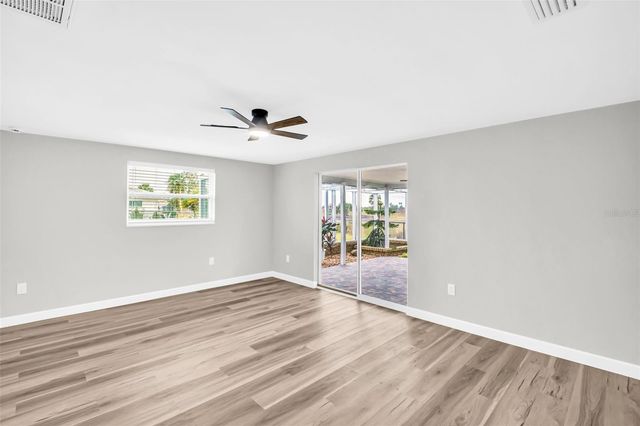 4001 TOPSAIL TRAIL, New Port Richey, FL 34652