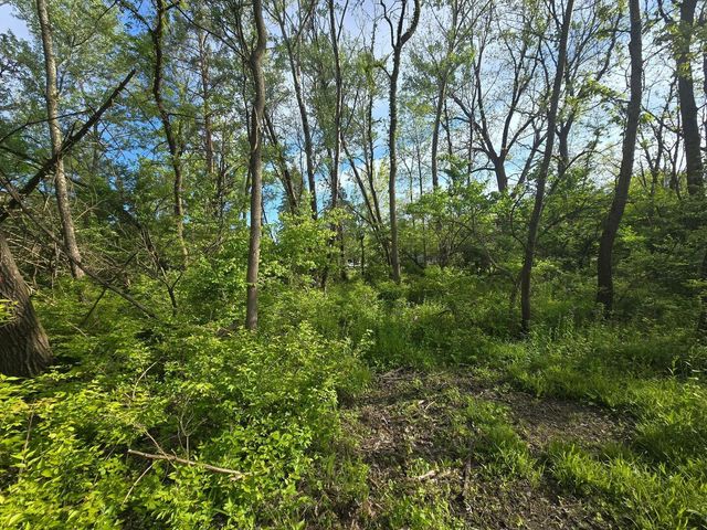 108 Arrowhead Drive, Algonquin, IL 60102