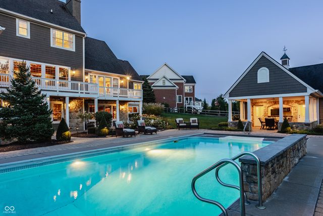 9162 Pleasant View Lane, Zionsville, IN 46077