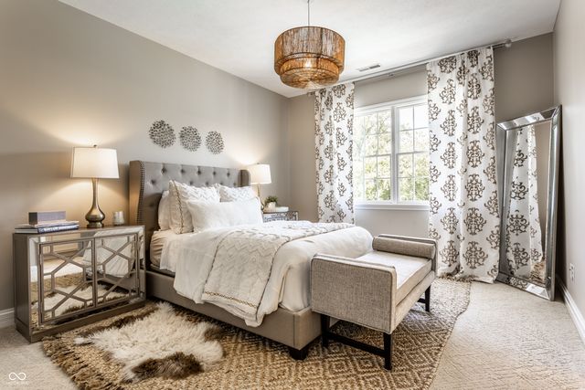 9162 Pleasant View Lane, Zionsville, IN 46077