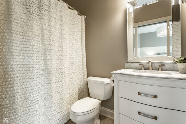 9162 Pleasant View Lane, Zionsville, IN 46077