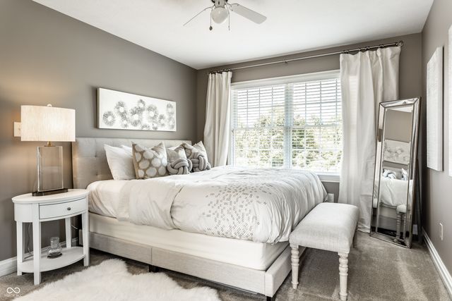 9162 Pleasant View Lane, Zionsville, IN 46077