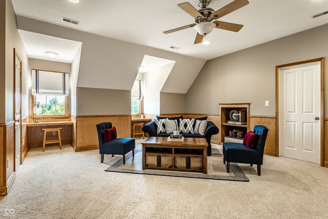 9162 Pleasant View Lane, Zionsville, IN 46077