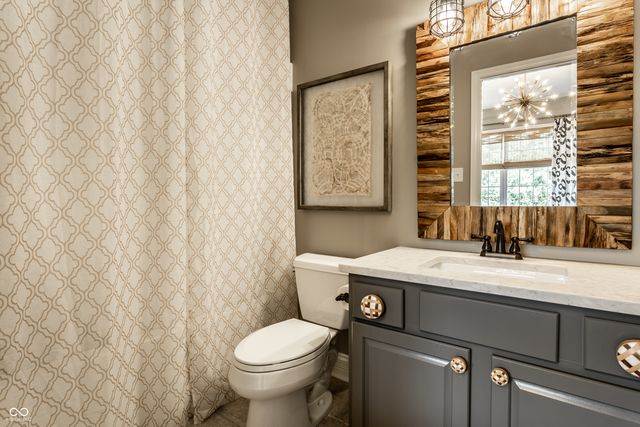 9162 Pleasant View Lane, Zionsville, IN 46077