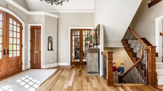 9162 Pleasant View Lane, Zionsville, IN 46077