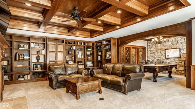 9162 Pleasant View Lane, Zionsville, IN 46077