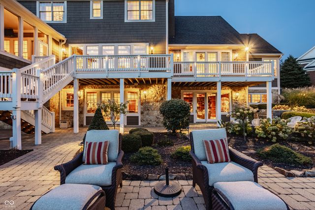 9162 Pleasant View Lane, Zionsville, IN 46077