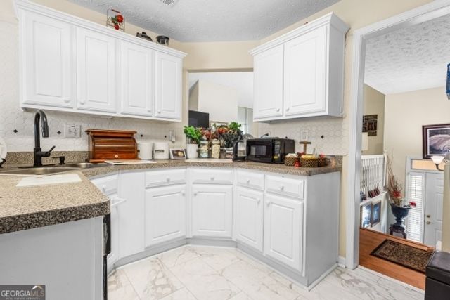 8107 Birch Walk Drive, Riverdale, GA 30274
