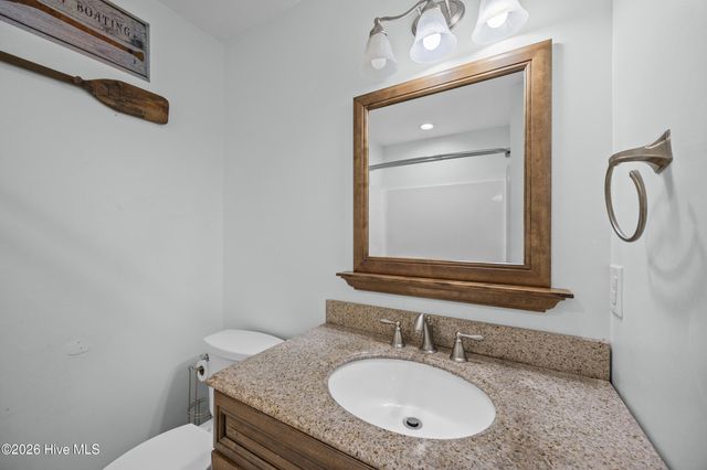 667 Hughes Road, Hampstead, NC 28443