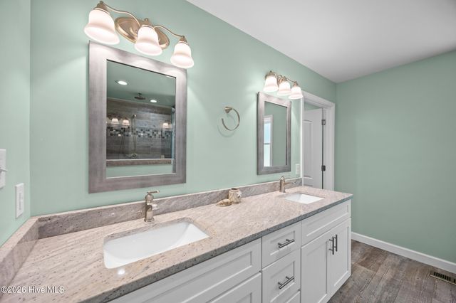 667 Hughes Road, Hampstead, NC 28443