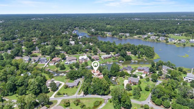 667 Hughes Road, Hampstead, NC 28443