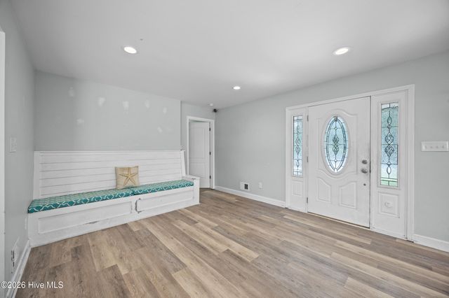 667 Hughes Road, Hampstead, NC 28443