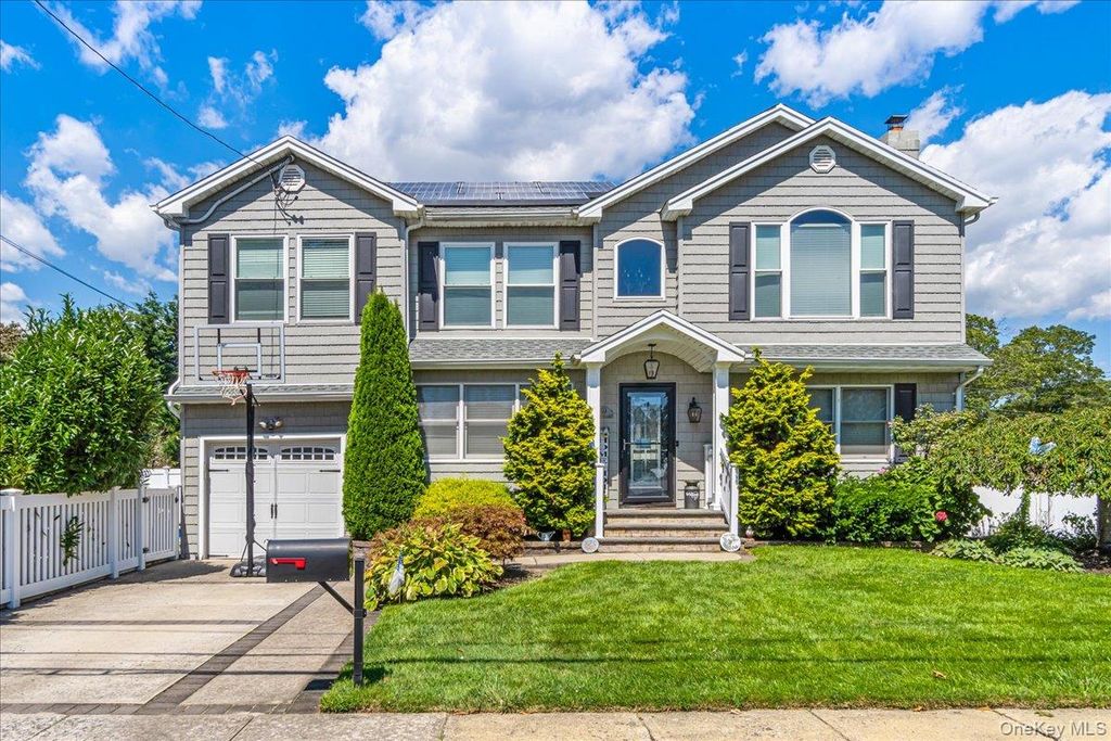 49 Brendan Avenue, Massapequa Park, NY 11762