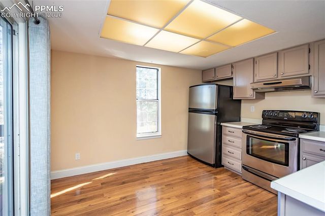 316 Cobblestone Drive, Colorado Springs, CO 80906