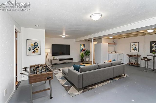 316 Cobblestone Drive, Colorado Springs, CO 80906