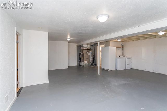 316 Cobblestone Drive, Colorado Springs, CO 80906