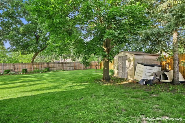 2494 FOREST VIEW Road, Lindenhurst, IL 60046