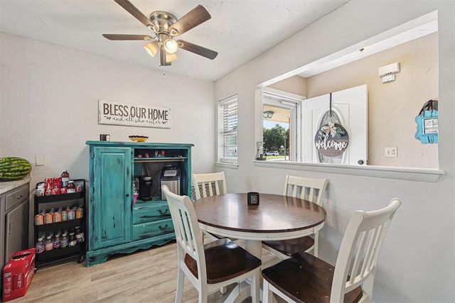 300 Cherokee Lane, El Reno, OK 73036