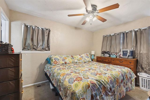 300 Cherokee Lane, El Reno, OK 73036