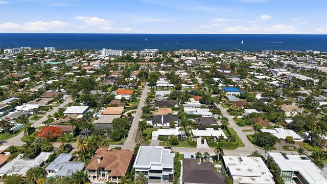 4454 W Tradewinds Avenue W, Lauderdale By The Sea, FL 33308