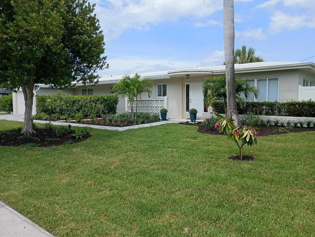 4454 W Tradewinds Avenue W, Lauderdale By The Sea, FL 33308