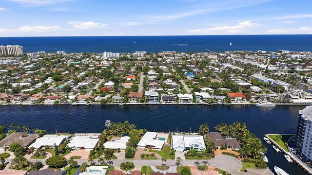 4454 W Tradewinds Avenue W, Lauderdale By The Sea, FL 33308