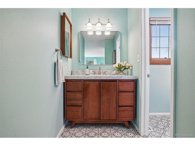6103 E Long Circle N, Centennial, CO 80112