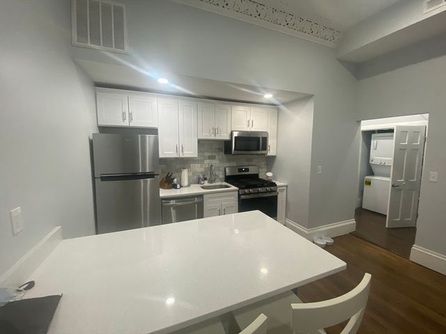 475 Massachusetts Ave 2, Boston, MA 02118