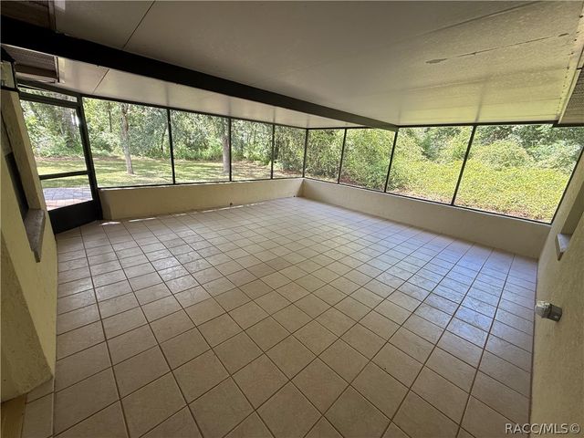 740 N Charles Avenue, Inverness, FL 34453