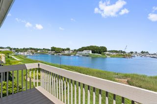 199 Gregory Boulevard APT D4, Norwalk, CT 06855