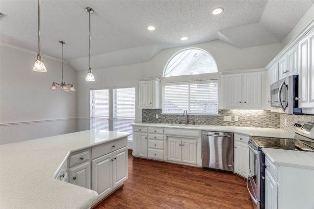 7128 White Tail Trail, Fort Worth, TX 76132