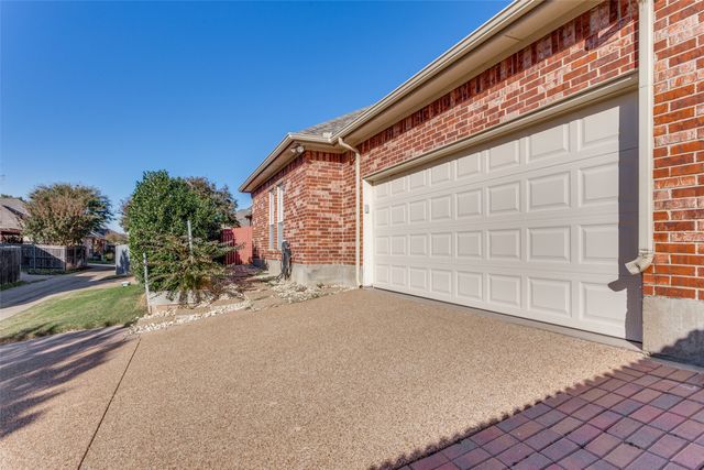 7128 White Tail Trail, Fort Worth, TX 76132