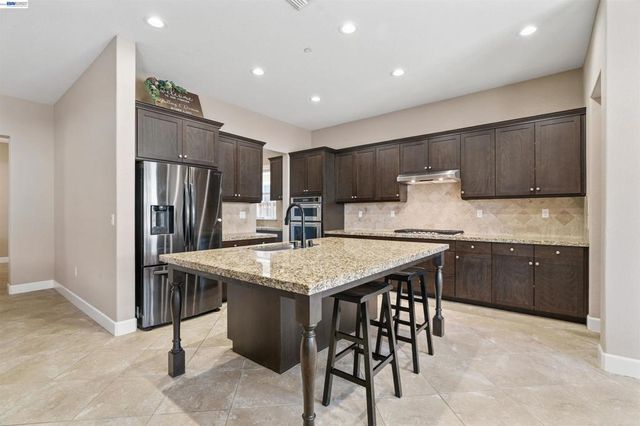 7313 Bay Harbor Way, Discovery Bay, CA 94505