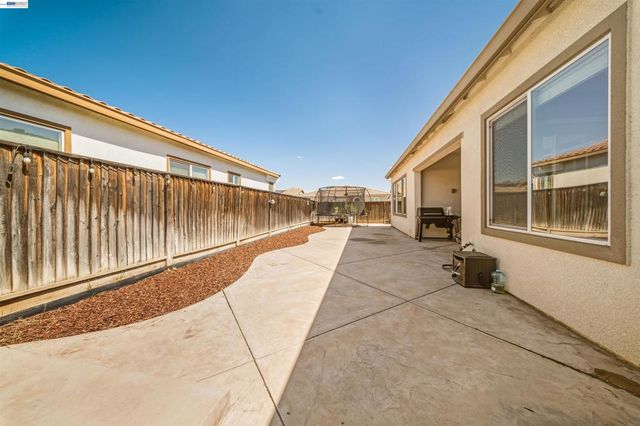 7313 Bay Harbor Way, Discovery Bay, CA 94505