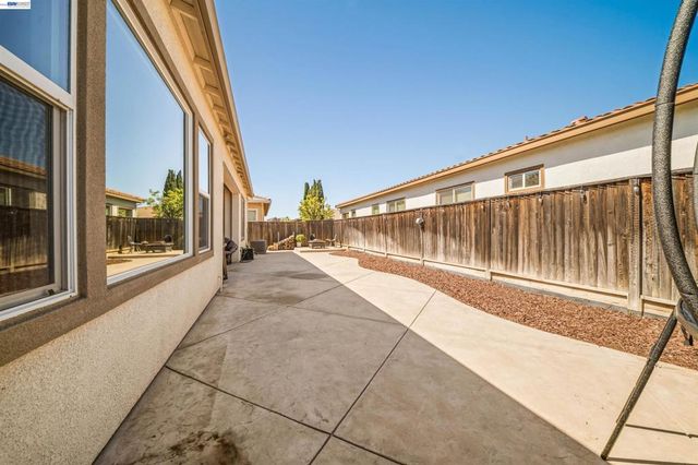 7313 Bay Harbor Way, Discovery Bay, CA 94505