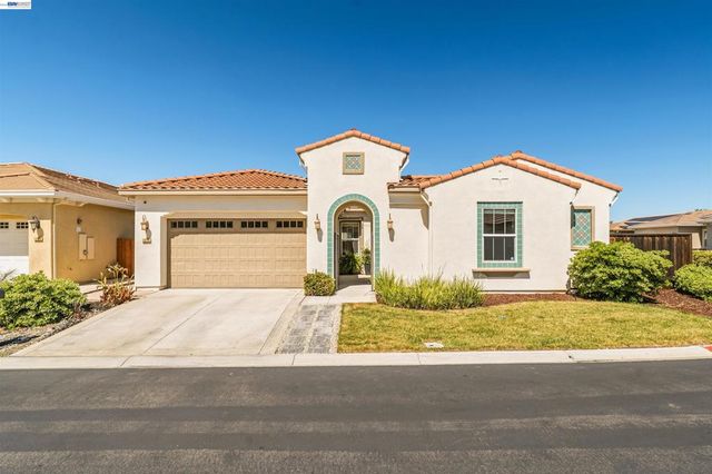 7313 Bay Harbor Way, Discovery Bay, CA 94505