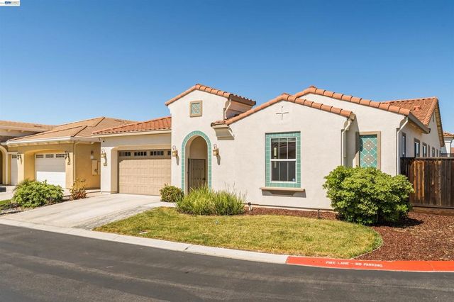 7313 Bay Harbor Way, Discovery Bay, CA 94505