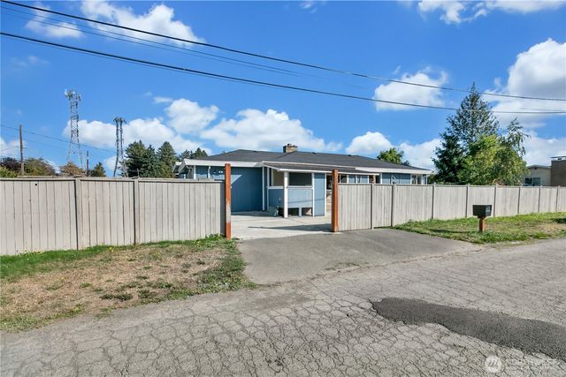 3501 S Webster St, Seattle, WA 98118