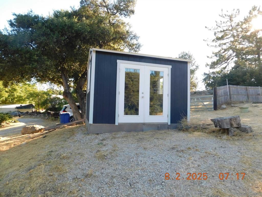 Image 13 of property listing at 1761 Whispering Pines Dr., Julian, CA 92036