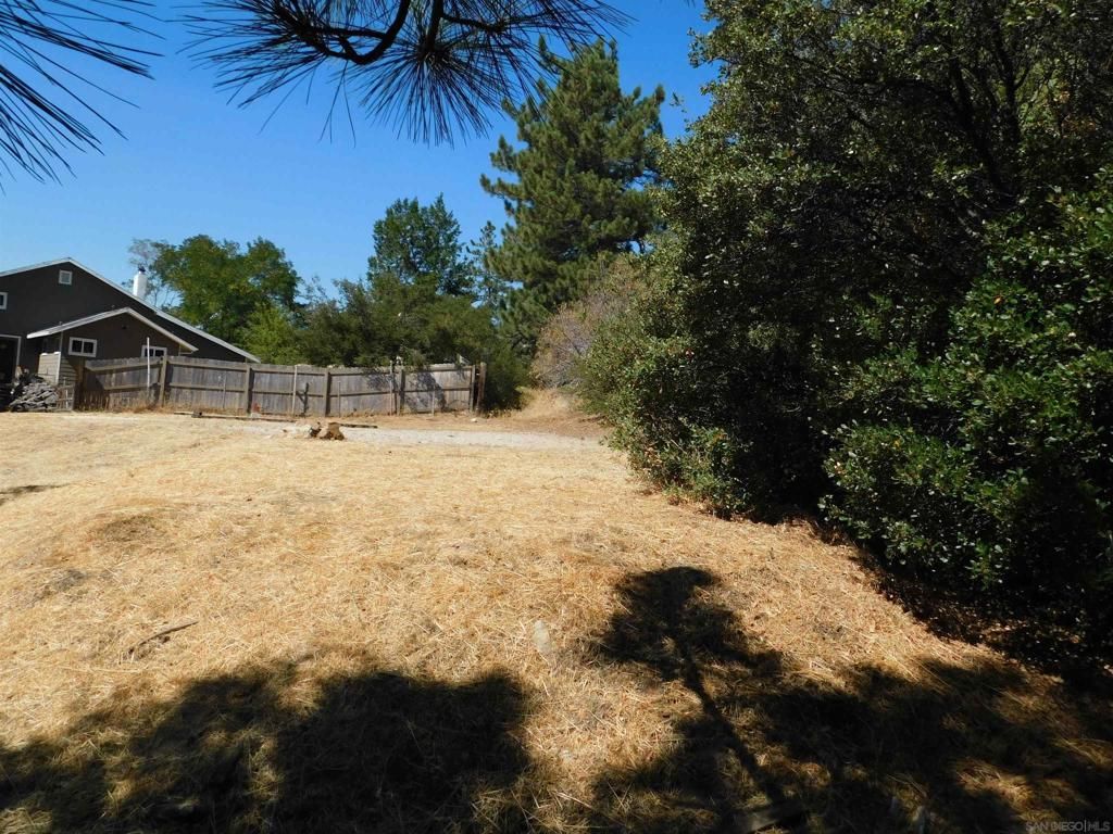 Image 15 of property listing at 1761 Whispering Pines Dr., Julian, CA 92036