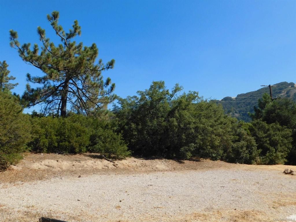 Image 5 of property listing at 1761 Whispering Pines Dr., Julian, CA 92036