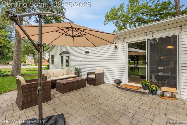 409 1st Street, Rochester, MI 48307