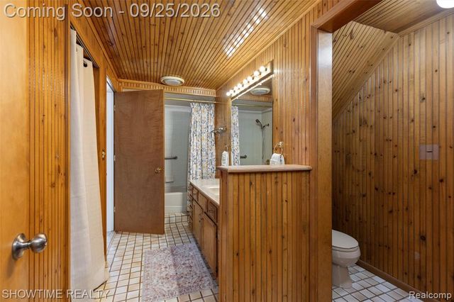 409 1st Street, Rochester, MI 48307