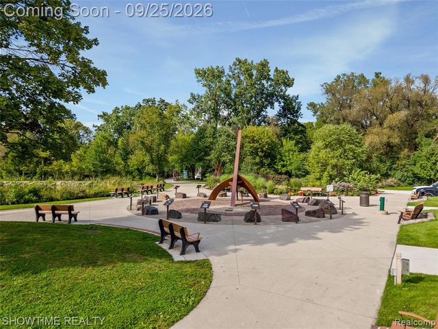409 1st Street, Rochester, MI 48307