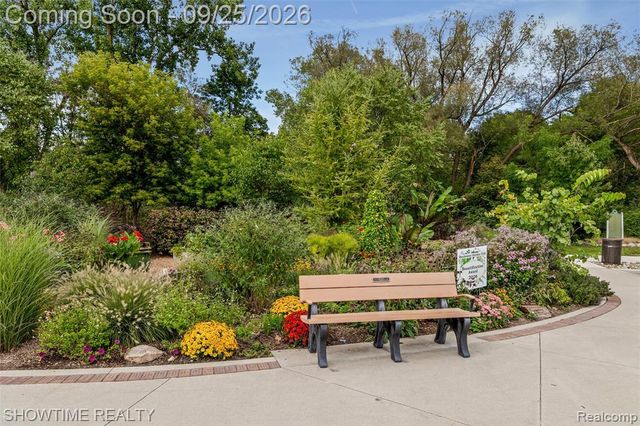 409 1st Street, Rochester, MI 48307