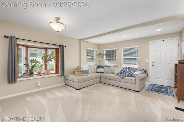 409 1st Street, Rochester, MI 48307